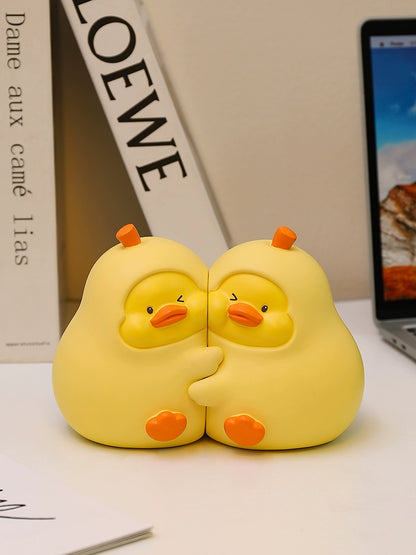 Forever Pear Cute Couple Boys and Girls Office Desktop